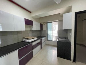 Kitchen in 2.5 BHK Apartment at Oberoi Realty Woods, Goregaon East – for Rent