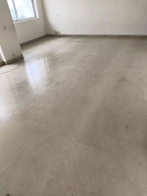 Room in 2 BHK Builder Floor at Sector 21 – for Rent