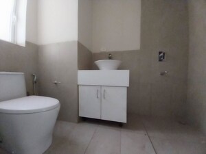 Bathroom in 3 BHK Builder Floor at Palam Vihar Residents Association, Palam Vihar – for Rent