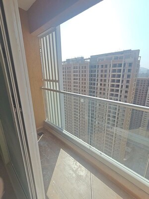 1 BHK Apartment For Rent in Dosti West County Phase 4 Dosti Pine, Balkum Pada