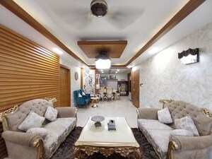 Living Room in 3 BHK Builder Floor at Sector 23 – for Rent