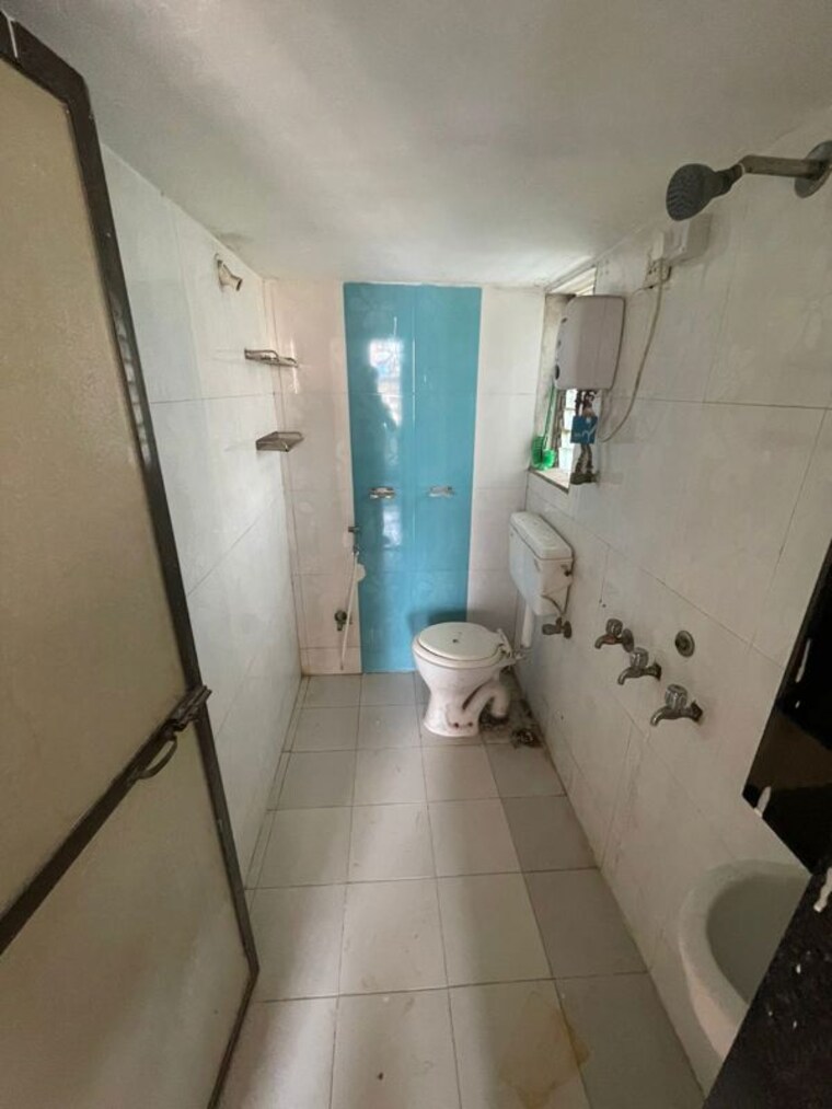 Bathroom, christine-heights 1 Bedroom 450 Sq.Ft. Apartment In Mira Road Thane 10626993