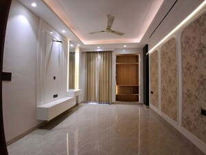 4 BHK Builder Floor For Rent in Sector 23