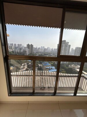 Furnished Amenities in 2 BHK Apartment at Chandak 34 Park Estate, Goregaon West – for Rent