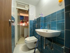 Bathroom in 1 BHK Apartment at Lodha Amara, Kolshet Road – for Rent