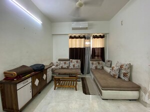 1 BHK Apartment For Rent in Lodha Amara, Kolshet Road
