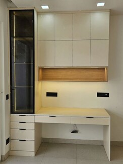 3 BHK + Prayer Room,Servant Room,Study Room,Extra Room,Basement,Store Room Builder Floor For Rent in Smart World Orchard