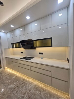 Kitchen in 3 BHK Builder Floor at Smart World Orchard, Sector 61 – for Rent