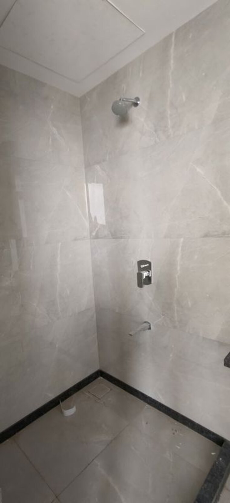 Bathroom, dimples-73-east 2 Bedroom 836 Sq.Ft. Apartment In Kandivali West Mumbai 10626989
