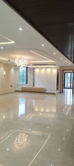 4 BHK + Prayer Room Builder Floor For Sale in Parklands