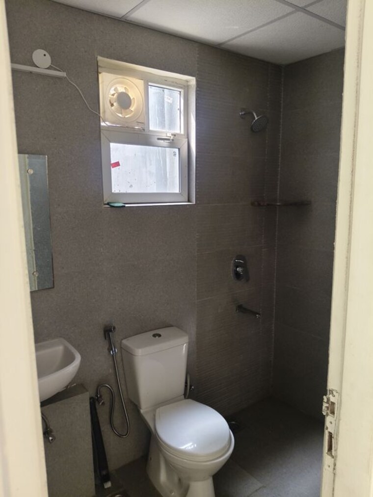 Bathroom, signature-global-city 2 Bedroom 1090 Sq.Ft. Apartment In Sector 37d Gurgaon 10627107