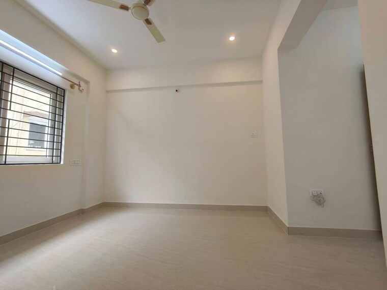 Room, new thippasandra  650 Sq.Ft. Builder Floor In New Thippasandra Bangalore 10627129