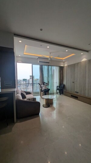 Living Room in 3.5 BHK Apartment at Marathon Monte South, Byculla West – for Rent