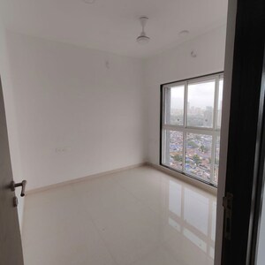 Room in 2 BHK Apartment at Dem Phoenix, Malad East – for Rent