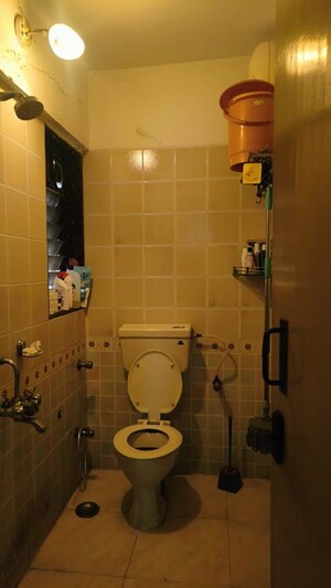 Bathroom in 2 BHK Apartment at Krishna Regency Satacruz, Santacruz East – for Rent