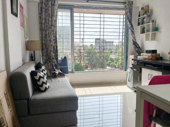 1 BHK Apartment For Rent in Golden Star CHS in Santacruz East, Mumbai