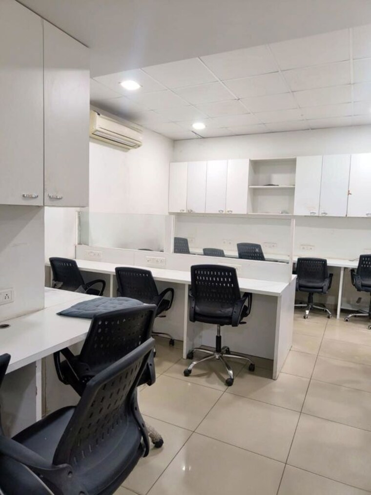 Team Area, vastrapur Commercial Office Space 3012 Sq.Ft. In Vastrapur Ahmedabad 10625033