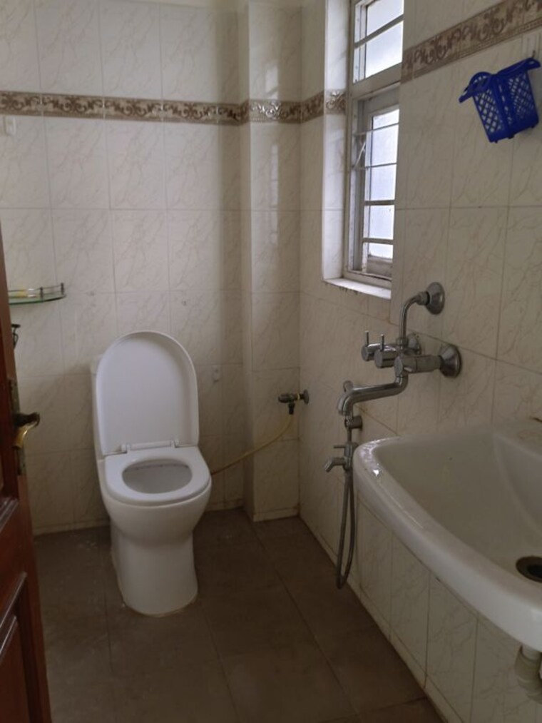 Bathroom, pavani-vantage 3 Bedroom 2000 Sq.Ft. Apartment In Banjara Hills Hyderabad 10627190