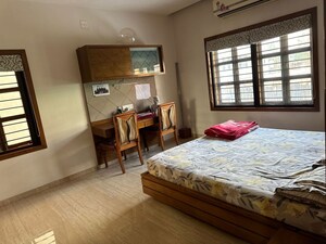 Bedroom in 5 BHK Villa at Thaltej – for Sale