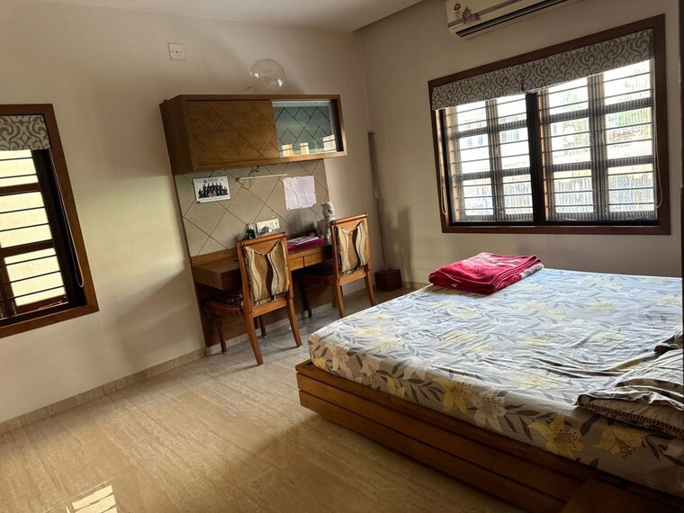 Bedroom, thaltej 5 Bedroom 452 Sq.Yd. Villa In Thaltej Ahmedabad 10627191