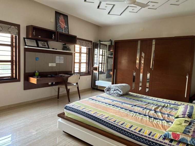 Bedroom, thaltej 5 Bedroom 452 Sq.Yd. Villa In Thaltej Ahmedabad 10627191