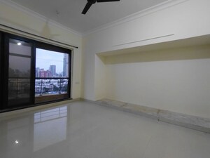 Room in 2 BHK Apartment at Raheja Interface Heights, Malad West – for Rent