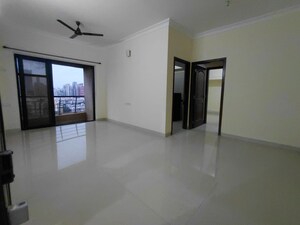 2 BHK Apartment For Rent in Raheja Interface Heights, Malad West