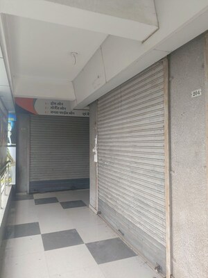  Shop For Sale in Dindoli