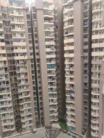 2 BHK 1032 Sq.Ft. Apartment in Supertech Mart