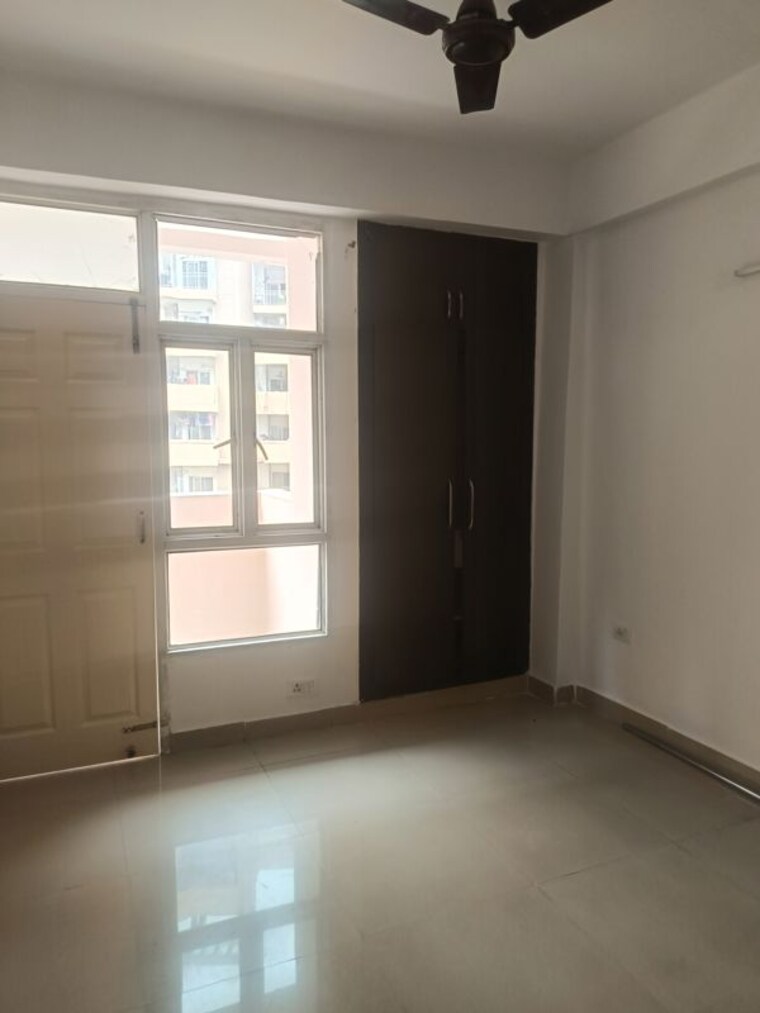 Room, supertech-mart 2 Bedroom 1032 Sq.Ft. Apartment In Sector 74 Noida 10627278