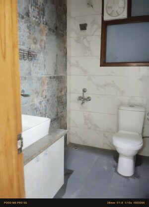 Bathroom in 2 BHK Builder Floor at Sector 39 – for Rent