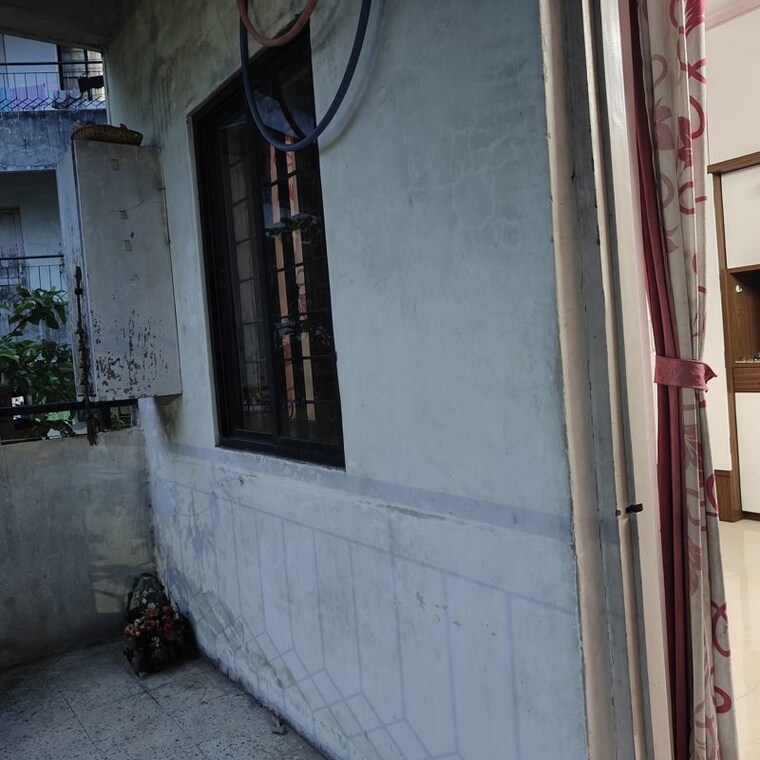 Balcony, surajban-housing-society 2 Bedroom 1000 Sq.Ft. Apartment In Aundh Pune 10627372