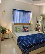 1300 Sq.Ft. Pg in Vibhuti Khand