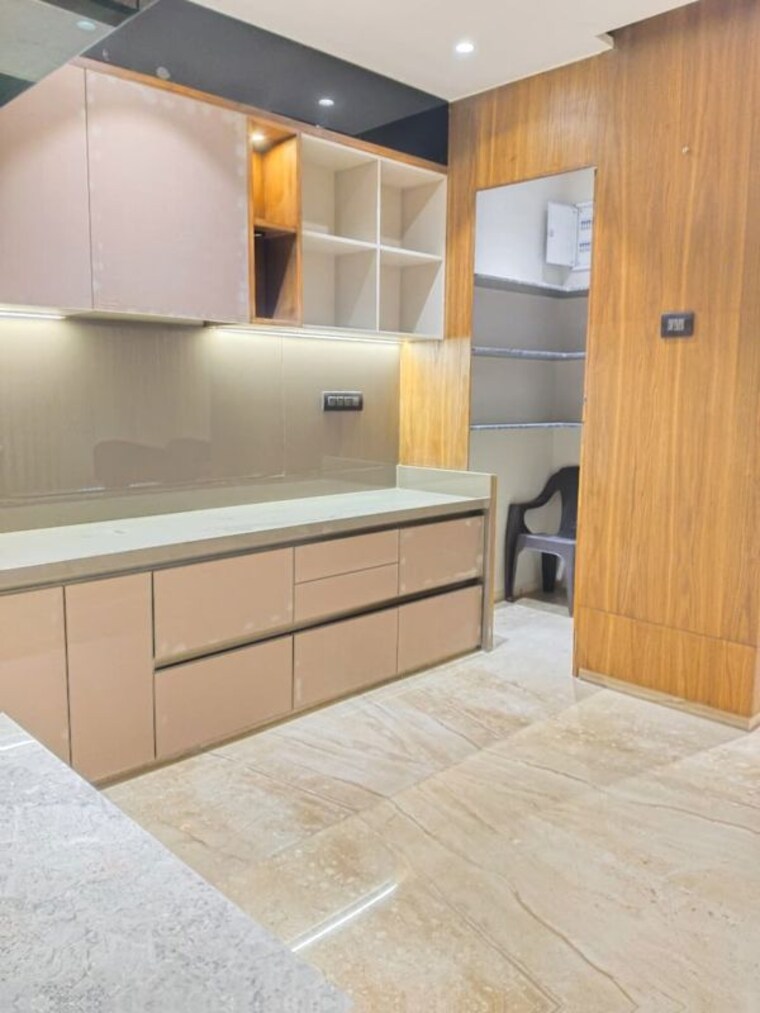 Kitchen, jagatpur 3 Bedroom 241 Sq.Yd. Apartment In Jagatpur Ahmedabad 10627425