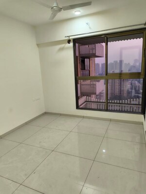 Room in 2 BHK Apartment at Prescon Midtown Bay, Mahim West – for Rent