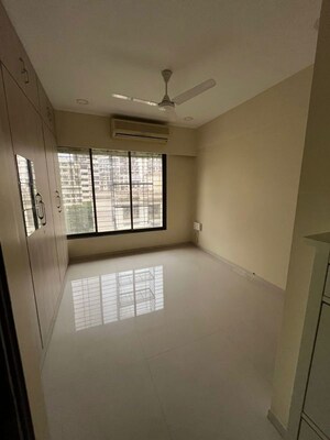 Room in 1 BHK Apartment at Chembur – for Rent