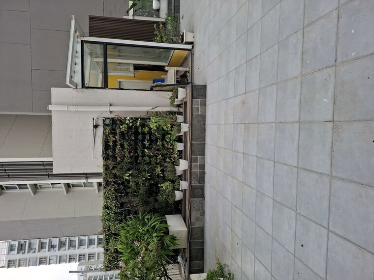 Balcony, ireo-victory-valley 4 Bedroom 2800 Sq.Ft. Apartment In Sector 67 Gurgaon 10626388