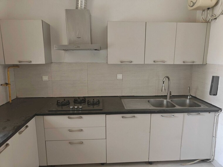 Kitchen, ireo-victory-valley 4 Bedroom 3138 Sq.Ft. Apartment In Sector 67 Gurgaon 10626349
