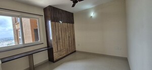 Room in 2 BHK Apartment at Pashmina Waterfront, Old Madras Road – for Rent
