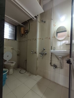 Bathroom in 2.5 BHK Apartment at Shraddha CHS Chembur, Chembur – for Rent