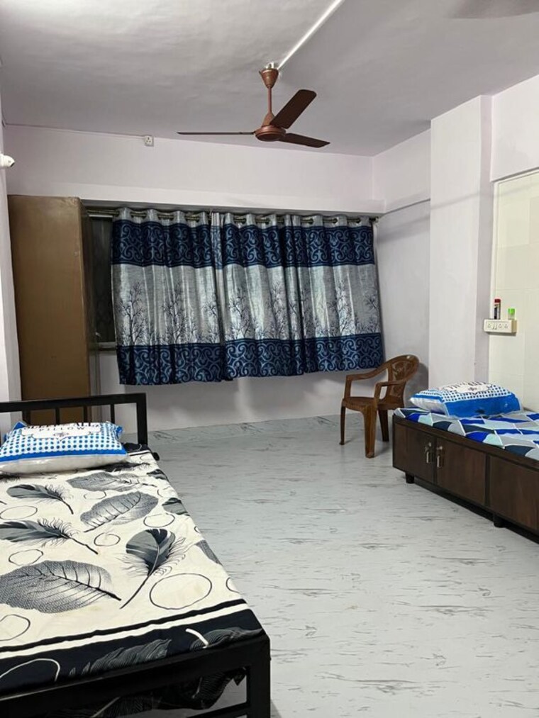 Bedroom, kurla Pg For Boys In Kurla 10627531