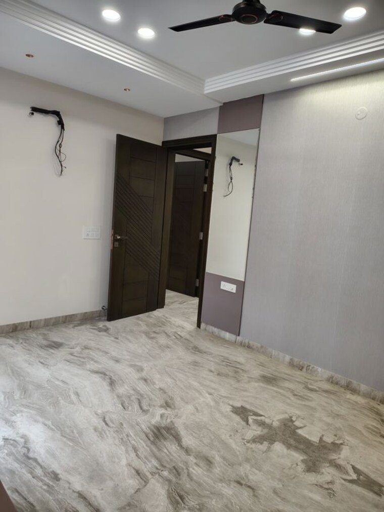 Room, janakpuri 4 Bedroom 225 Sq.Yd. Builder Floor In Janakpuri Delhi 10627539