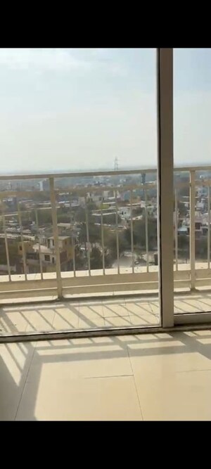 Gym in 3 BHK Apartment at Jaypee Greens Pavilion Court, Sector 128 – for Rent