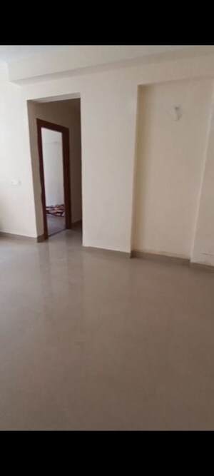 Room in 2 BHK Apartment at Jaypee Kensington Park Apartments, Sector 133 – for Rent