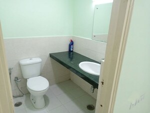 Bathroom in 3.5 BHK Apartment at Ansal Celebrity Meadows, Sushant Golf City – for Rent
