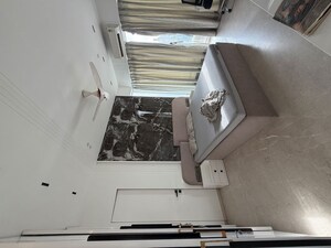 Furnished Amenities in 3 BHK Apartment at Marathon Monte South, Byculla West – for Rent