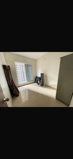 Furnished Amenities in 2 BHK Apartment at Dosti West County, Balkum Pada – for Rent