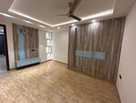 3.5 BHK + Servant Room,Store Room 2050 Sq.Ft. Builder Floor in DLF Building 10