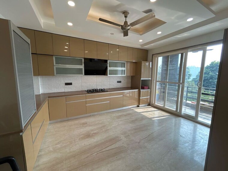 Room, dlf-building-10 3.5 Bedroom 2050 Sq.Ft. Builder Floor In Dlf Phase ii Gurgaon 10627593