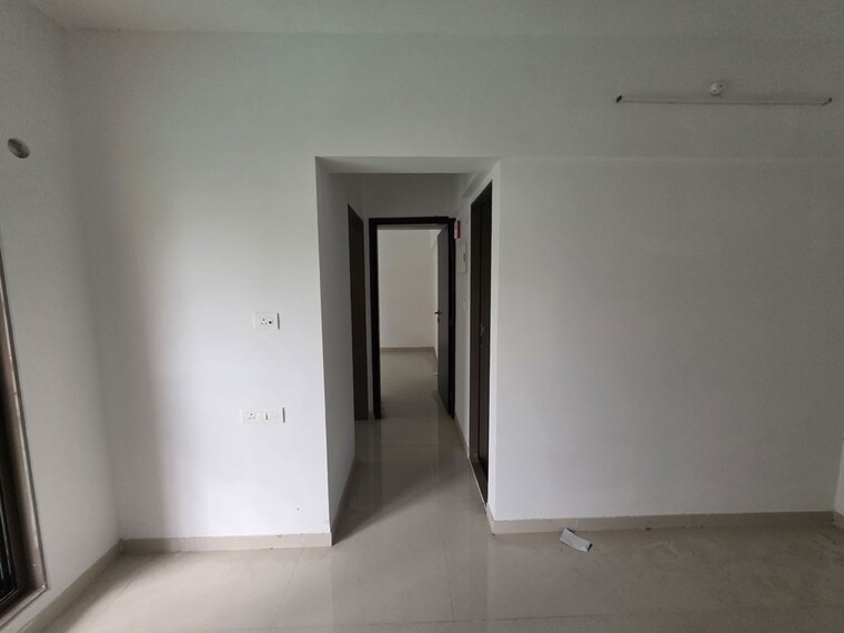Room, kandivali west 1 Bedroom 405 Sq.Ft. Apartment In Kandivali West Mumbai 10627598